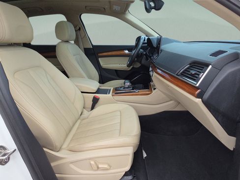Used 2021 Audi Q5 2.0T Premium Plus AWD/4WD image 17