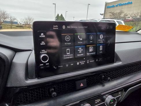 Used 2024 Honda CR-V EX-L image 16