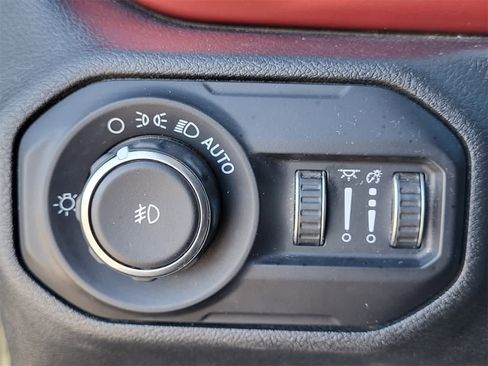 Used 2021 Jeep Wrangler Unlimited Rubicon image 19