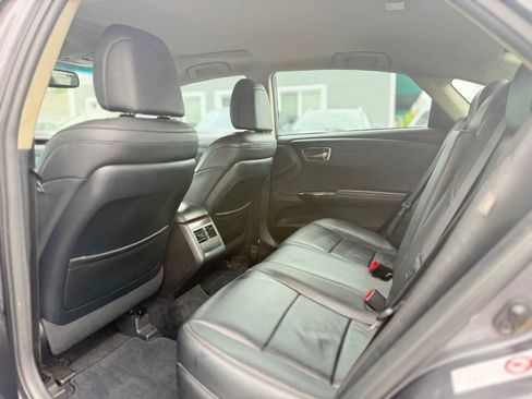 Used 2014 Toyota Avalon XLE Touring FWD image 11
