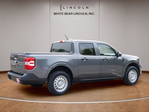 Used 2025 Ford Maverick XL FWD image 5