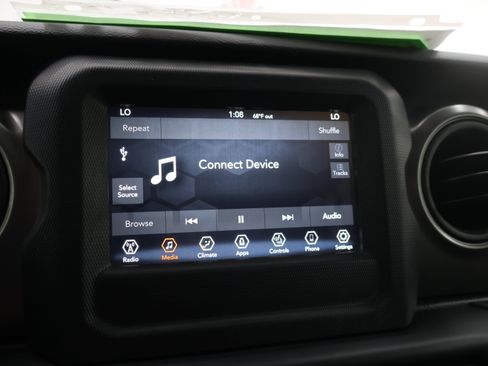 Used 2023 Jeep Gladiator Sport AWD/4WD image 47