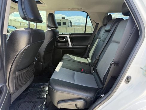 Used 2015 Toyota 4Runner SR5 Premium AWD/4WD image 18