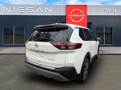 Used 2023 Nissan Rogue SV AWD/4WD image 6