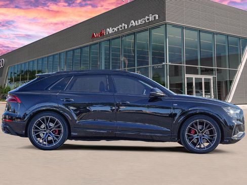 Used 2023 Audi Q8 Prestige w/ Prestige Package image 3