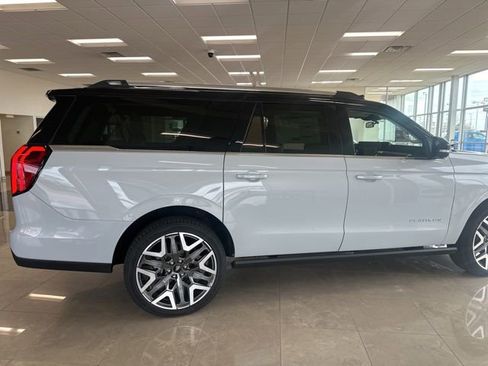 New 2026 Ford Expedition Max Platinum w/ Platinum Ultimate Package image 19