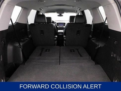 Used 2023 GMC Acadia SLT image 29