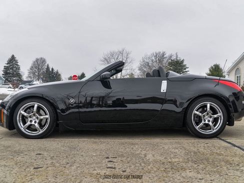 Used 2007 Nissan 350Z Touring image 4