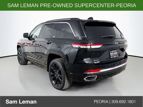 Used 2023 Jeep Grand Cherokee Overland w/ Rear Seat Video Group I AWD/4WD image 5