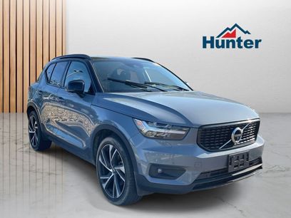 Used 2020 Volvo XC40 T5 R-Design