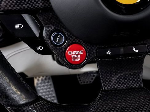 Certified 2019 Ferrari Portofino image 43