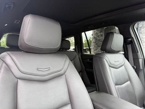 Used 2024 Cadillac XT6 Premium Luxury w/ LPO, Floor Liner Package AWD/4WD image 15