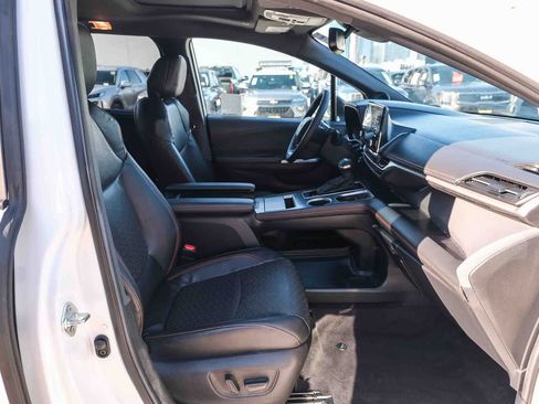 Certified 2024 Toyota Sienna XSE w/ XSE Premium Package FWD image 18