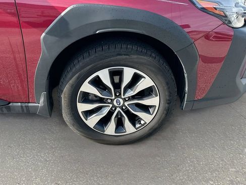 Used 2025 Subaru Outback Limited AWD/4WD image 31