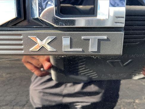 Used 2020 Ford F150 XLT w/ Equipment Group 302A Luxury AWD/4WD image 8