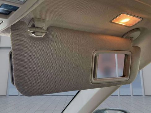 Used 2013 Toyota Camry XLE FWD image 23