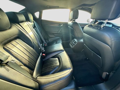 Used 2021 Maserati Quattroporte S image 30