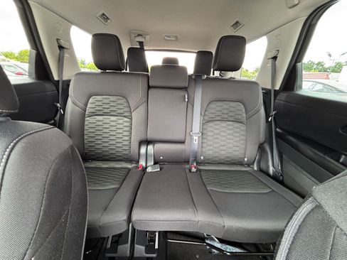 Used 2025 Nissan Pathfinder SV AWD/4WD image 41