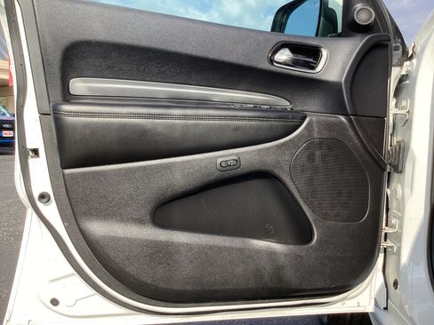 Used 2019 Dodge Durango GT RWD image 32
