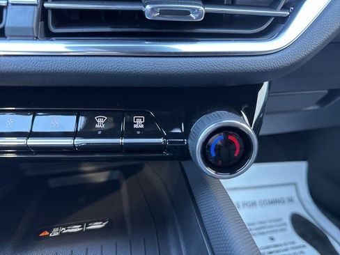 New 2026 Chevrolet Equinox EV LT w/ Convenience Package II FWD image 31