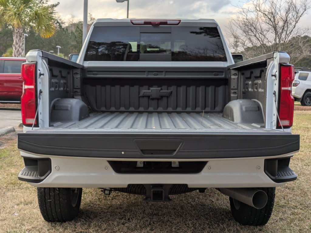 New 2026 Chevrolet Silverado 2500 High Country w/ Technology Package AWD/4WD image 15