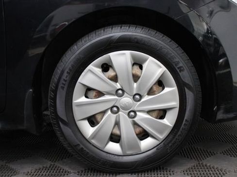 Used 2018 Kia Rio LX FWD image 4