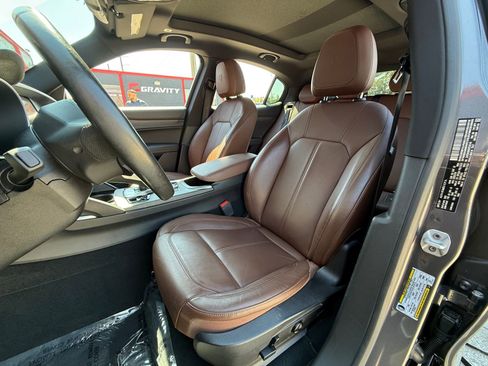 Used 2022 Alfa Romeo Stelvio Ti image 12