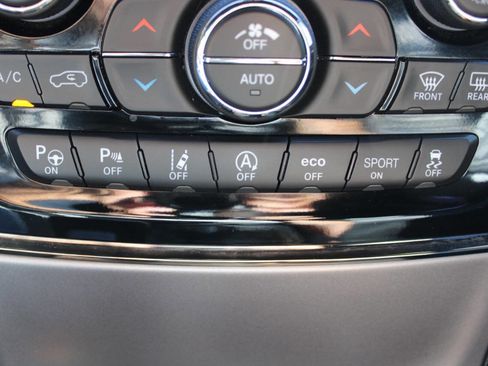 Used 2020 Jeep Grand Cherokee Limited X image 37