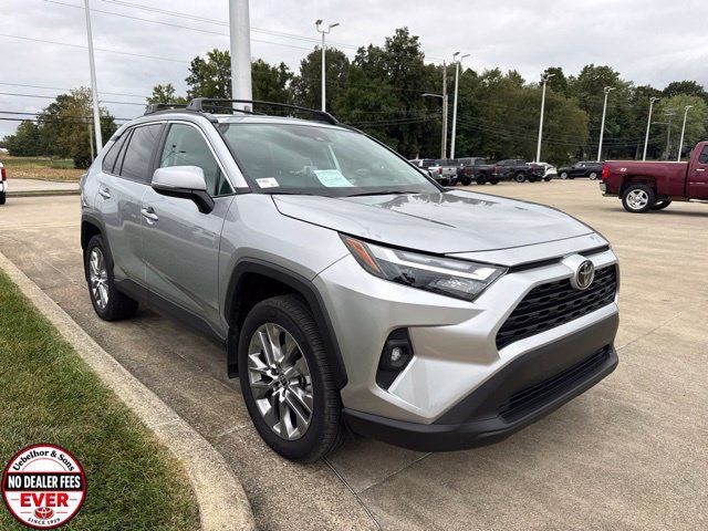 Used 2025 Toyota RAV4 XLE Premium w/ Weather Package AWD/4WD image 12