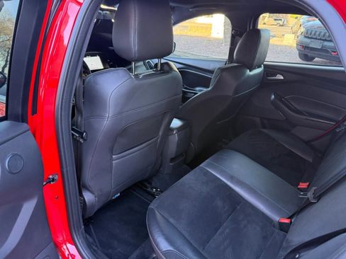 Used 2018 Ford Focus RS image 41