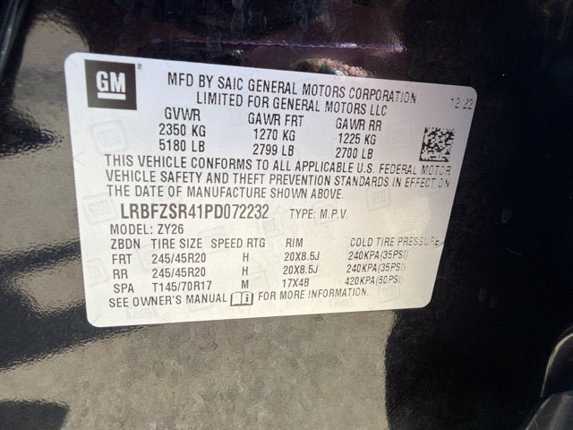 Used 2023 Buick Envision Avenir AWD/4WD image 34