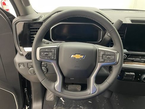 New 2026 Chevrolet Silverado 1500 LT AWD/4WD image 11