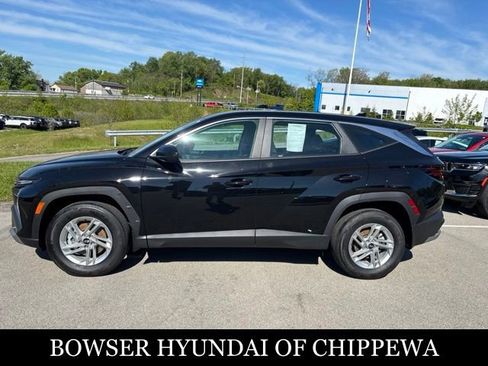 Certified 2025 Hyundai Tucson SE AWD/4WD image 2