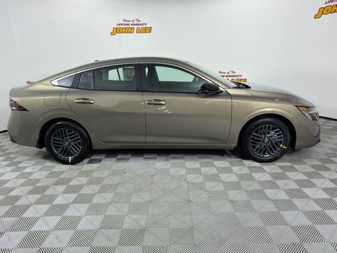 New 2026 Nissan Sentra SV w/ SV Convenience Package image 8