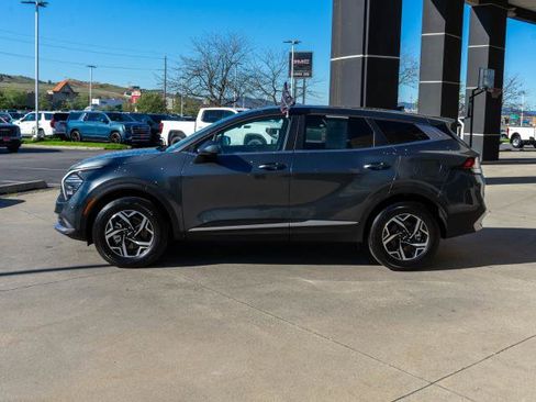 Certified 2025 Kia Sportage LX AWD/4WD image 4