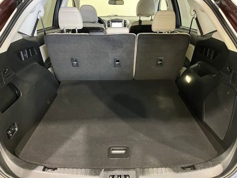 Used 2017 Ford Edge Titanium w/ Technology Package image 20