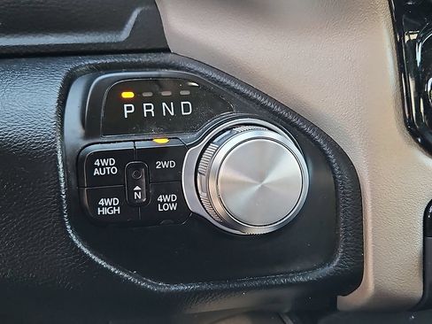Used 2022 RAM 1500 Laramie w/ Trailer Tow Group AWD/4WD image 15