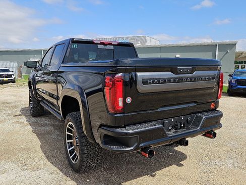 New 2025 GMC Sierra 1500 AT4 w/ AT4 Premium Package image 3