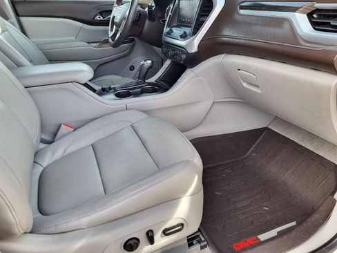 Used 2017 GMC Acadia SLT image 21