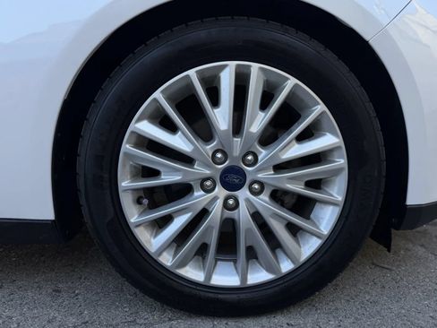 Used 2018 Ford Focus Titanium FWD image 48
