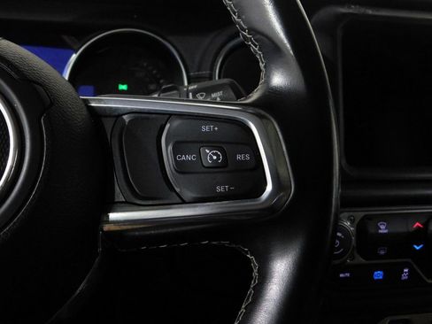 Used 2022 Jeep Wrangler Unlimited Rubicon 4xe w/ Dual Top Group image 48