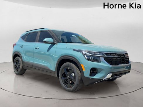 New 2026 Kia Seltos EX FWD image 2