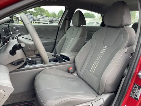 Used 2026 Hyundai Elantra Sport FWD image 23