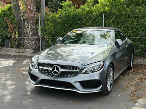 Used 2018 Mercedes-Benz C 300 Cabriolet image 2