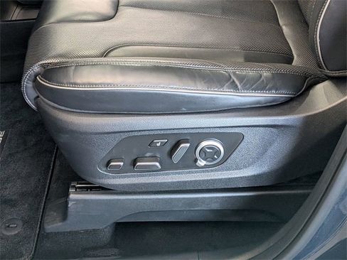 Used 2023 Hyundai Palisade Calligraphy image 12