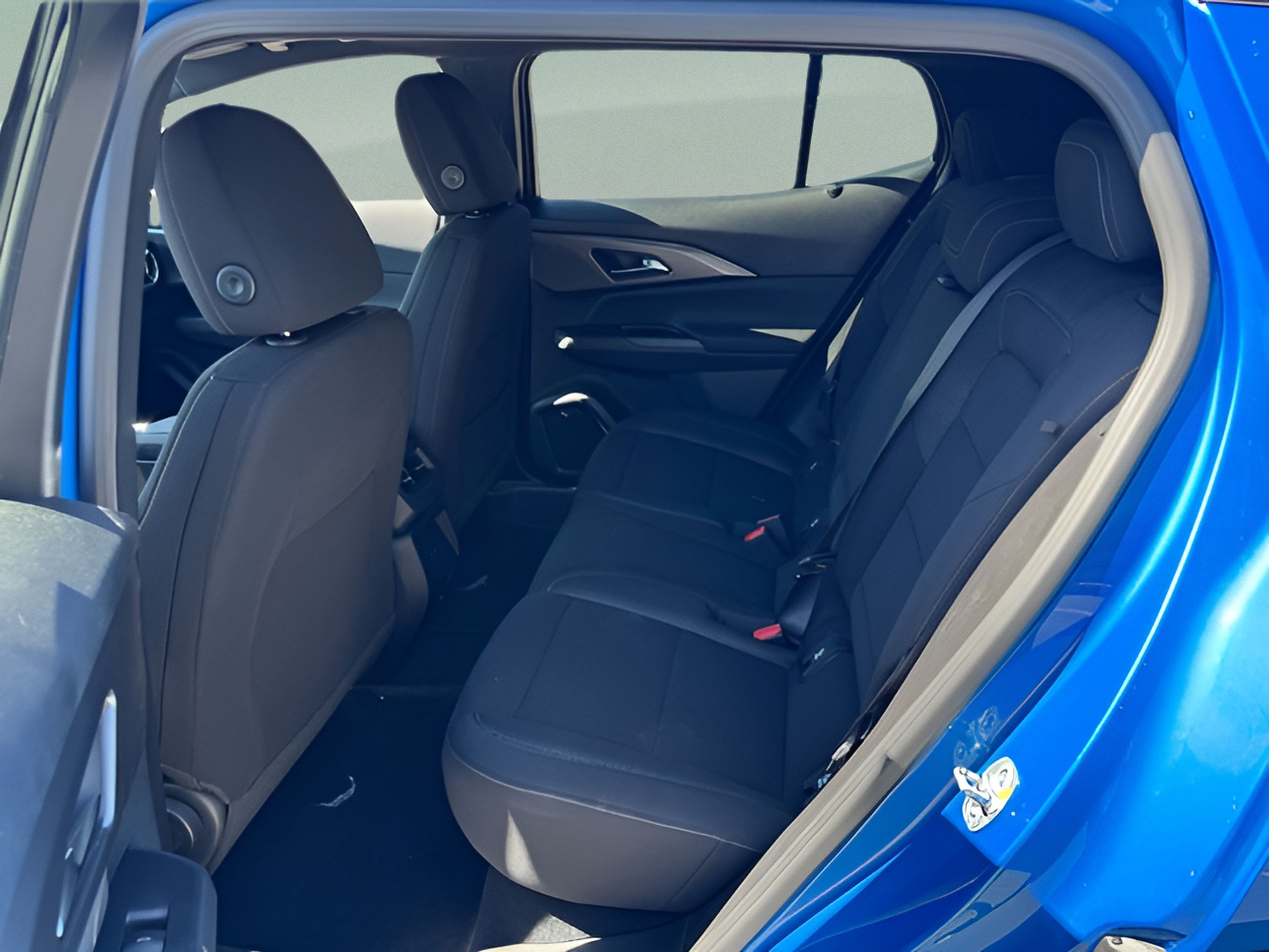 Used 2026 Chevrolet Equinox EV LT w/ Midnight Package FWD image 8