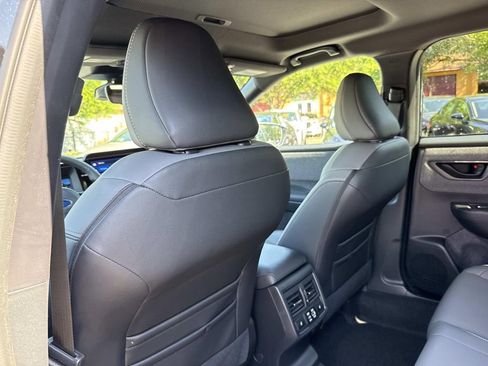 New 2026 Subaru Outback Limited AWD/4WD image 12