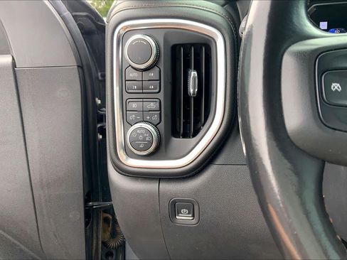 Used 2019 GMC Sierra 1500 AT4 w/ AT4 Premium Package AWD/4WD image 36