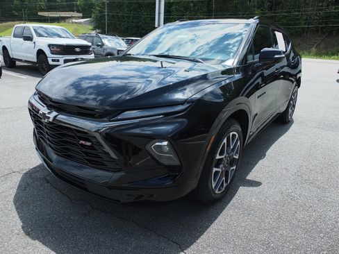 Used 2025 Chevrolet Blazer RS FWD image 7
