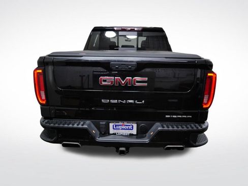 Used 2021 GMC Sierra 1500 Denali w/ Denali Carbonpro Edition AWD/4WD image 4
